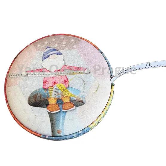 emma-ball-crafting-gnomes-tape-measure