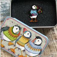 PIN IN A TIN – CROCHET WOOLLY PUFFIN