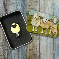 PIN IN A TIN – CUTE SHEEP