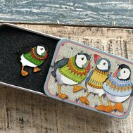 PIN IN A TIN – GREEN JUMPER WOOLLY PUFFIN