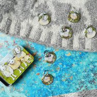 FELTED SHEEP STITCH MARKERS IN A POCKET TIN