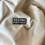 Pin RESTING KNIT FACE