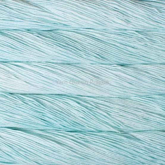 malabrigo verano Glacier.jpg