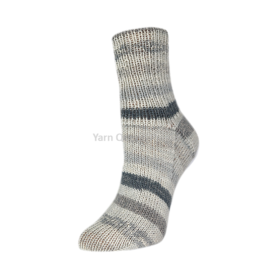 2125_Flotte_Socke_6f_Men-s_Socks_Fb3200_Socke_am_Fuss_72dpi.png