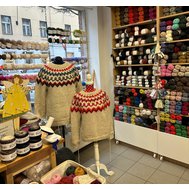 PRVNÍ OPRAVDOVÝ YARN SHOP V PRAZE