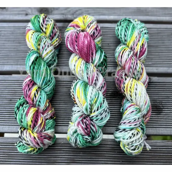 zebra sock dk vanocni svicka.webp