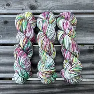 zebra sock vanocni svicka.webp