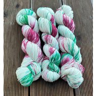 vanoce_v_yarn_queen_sock