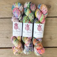 DIAMOND 4Ply (merino s hedvábím) Lennonova zeď / Lennon Wall DIAMOND 4Ply (merino s hedvábím) Lennonova zeď / Lennon Wall