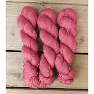 diamond-yarn-queen.webp