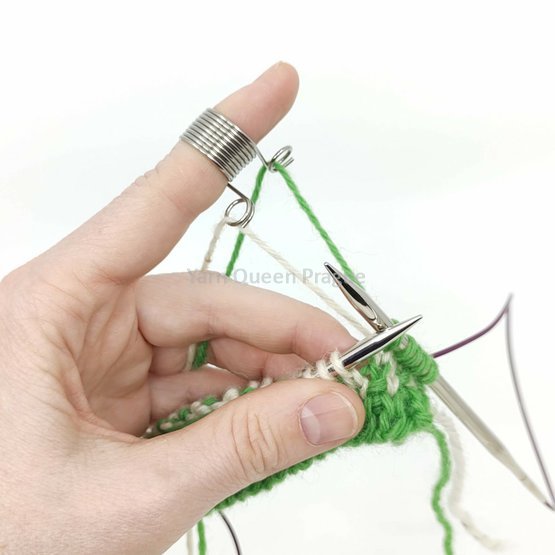 yarn-queen-knitting-thimble-2.jpg