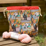 yarn-queen-taska-praha-barevna.webp
