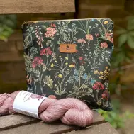 yarn-queen-taska-zip-kytkova-zelena-kanvas.webp
