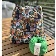 Yarn Queen projektová taška  Praha barevná