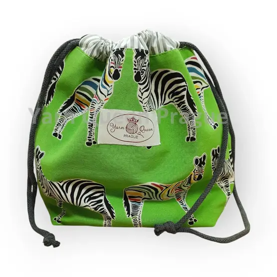 yarn-queen-mystery-project-bag-zebra