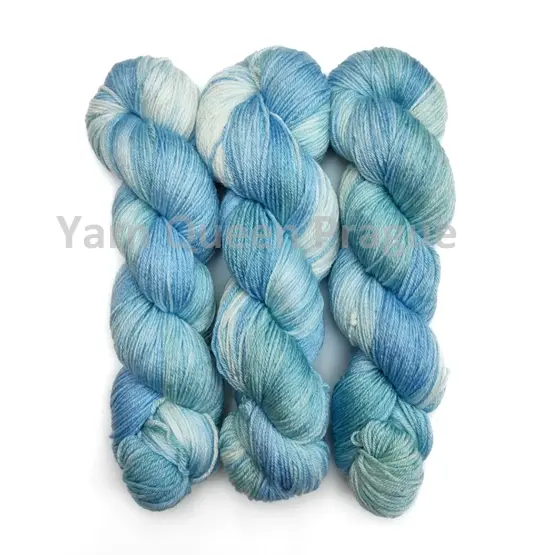 yarn-queen-bamboo-silk-modre-z-nebe